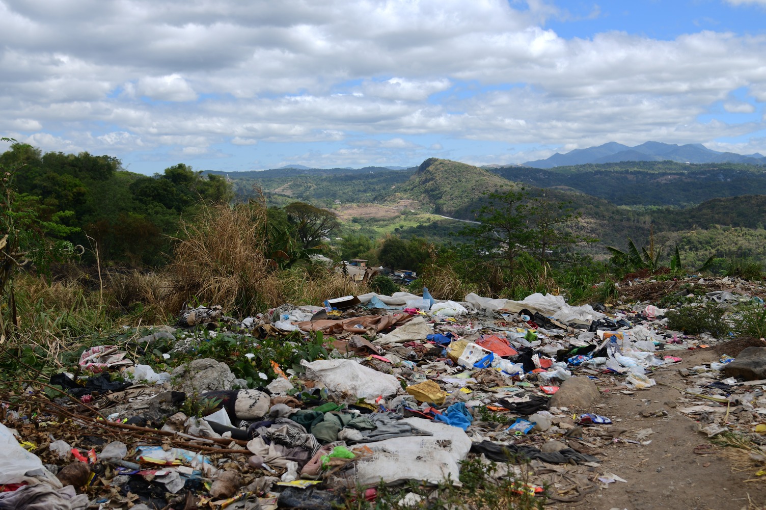 Filipijnen: 90 dorpen bereiken